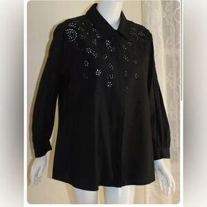 Soft Surroundings XS Elegant Cotton Eyelet B-Down Black Shirt in Cotton Blend
